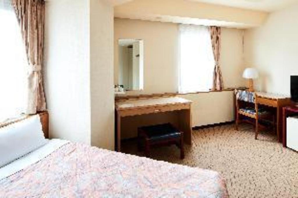 Marroad Inn Tokyo Fuchu Exterior photo